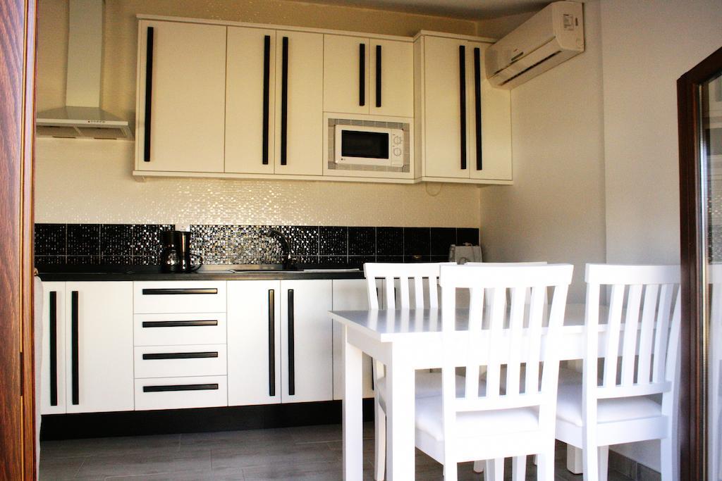 Apartamentos Turisticos Mirayuste Guadalupe  Exteriér fotografie