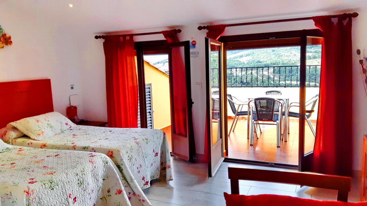 Apartamentos Turisticos Mirayuste Guadalupe  Exteriér fotografie