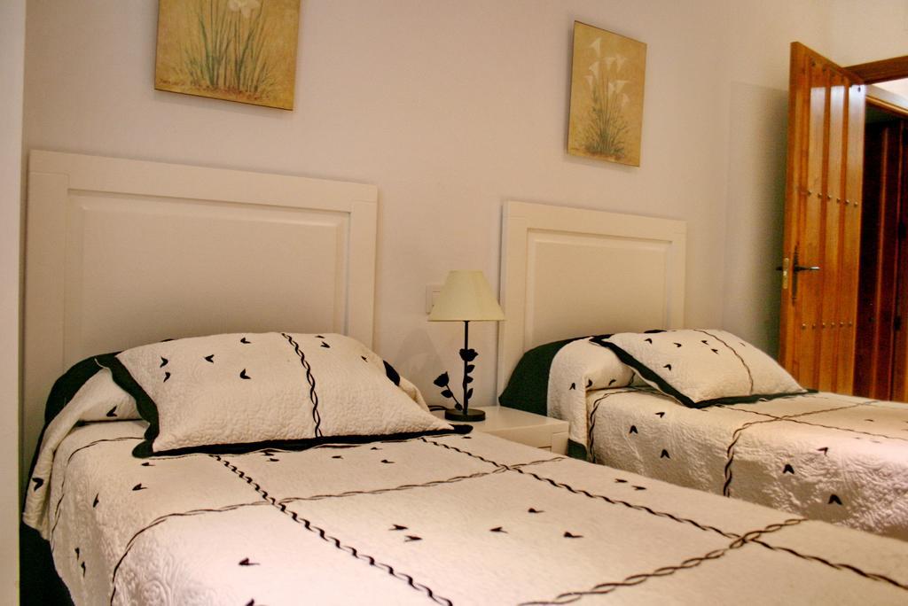 Apartamentos Turisticos Mirayuste Guadalupe  Exteriér fotografie