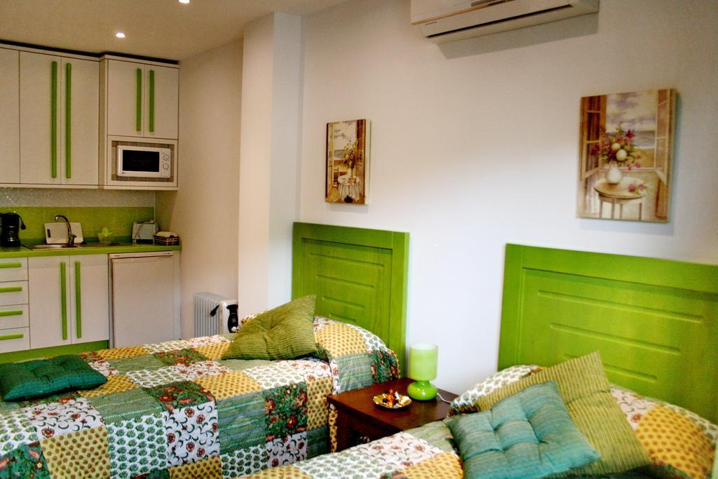 Apartamentos Turisticos Mirayuste Guadalupe  Pokoj fotografie