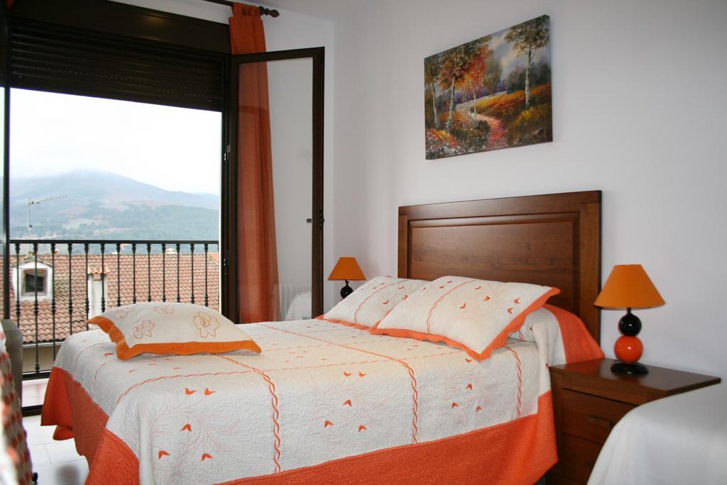 Apartamentos Turisticos Mirayuste Guadalupe  Pokoj fotografie