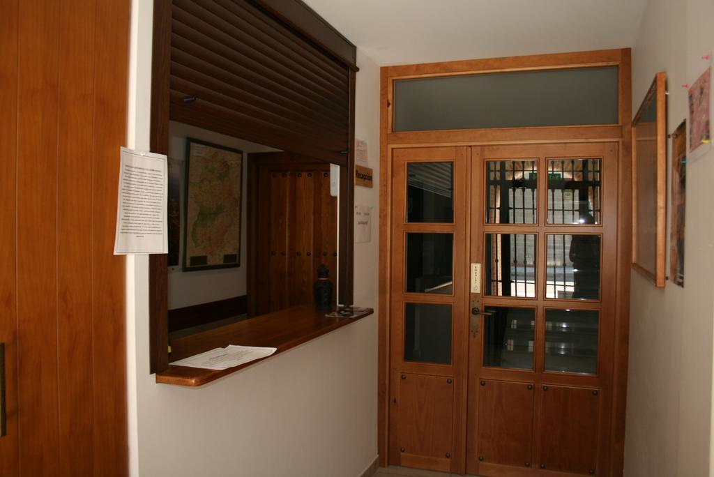 Apartamentos Turisticos Mirayuste Guadalupe  Exteriér fotografie