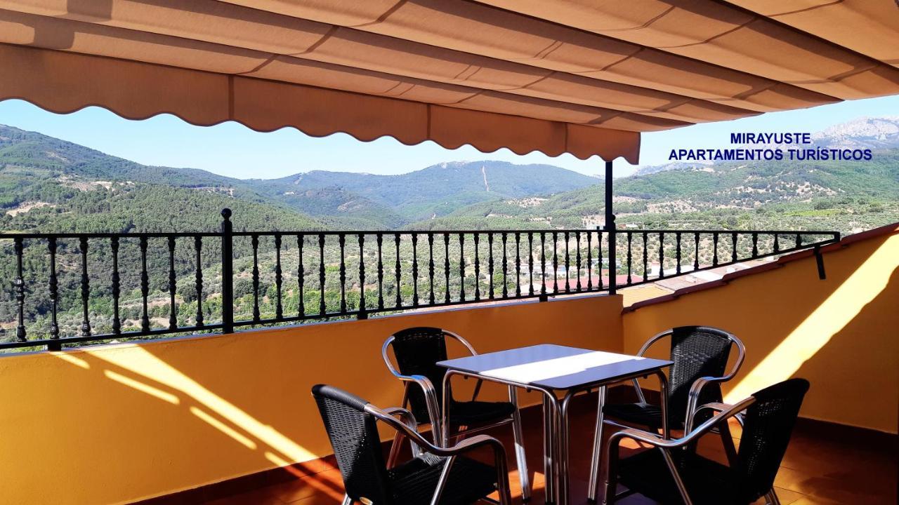 Apartamentos Turisticos Mirayuste Guadalupe  Exteriér fotografie