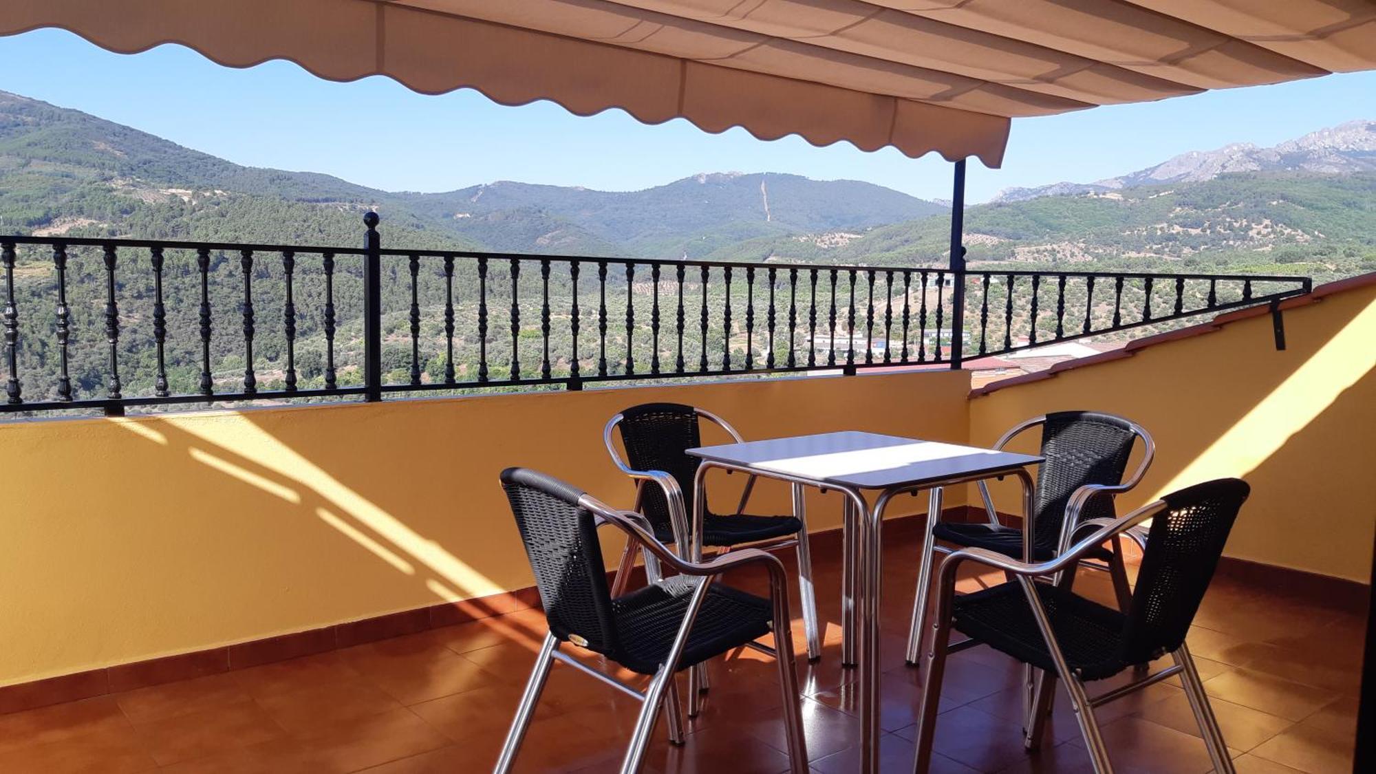 Apartamentos Turisticos Mirayuste Guadalupe  Pokoj fotografie