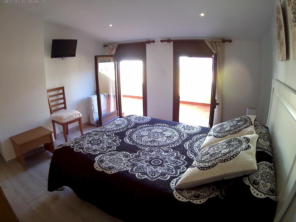 Apartamentos Turisticos Mirayuste Guadalupe  Exteriér fotografie
